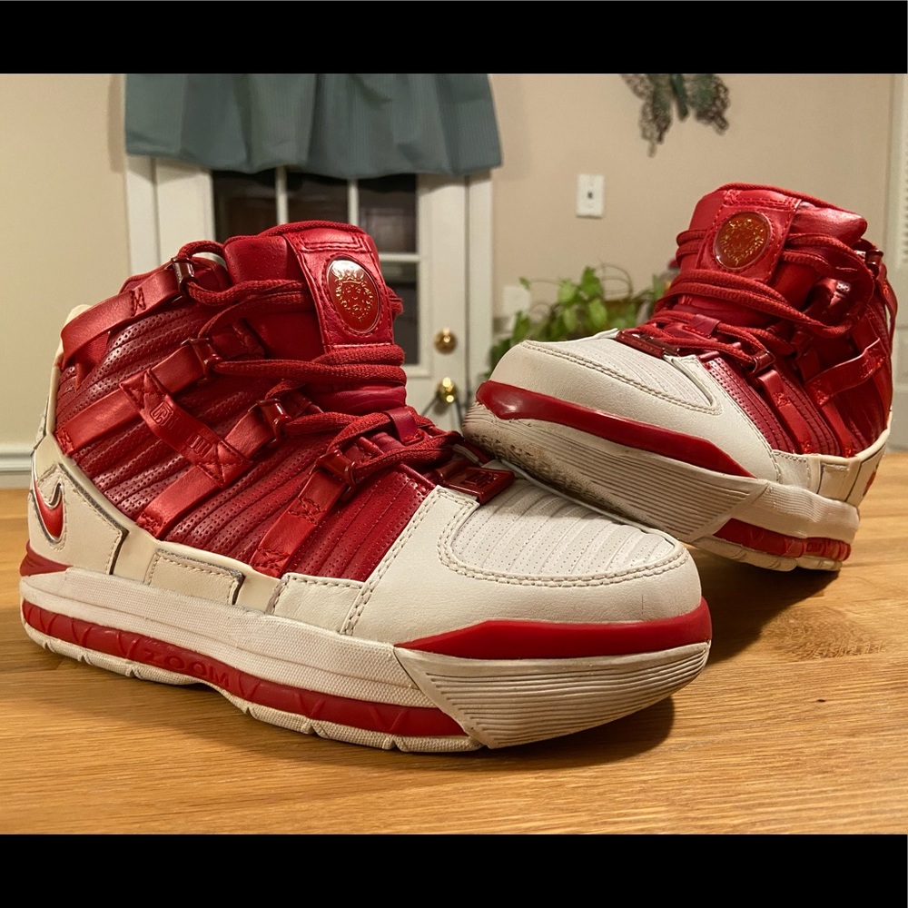 Vintage Nike Zoom LeBron 3 2005 Release